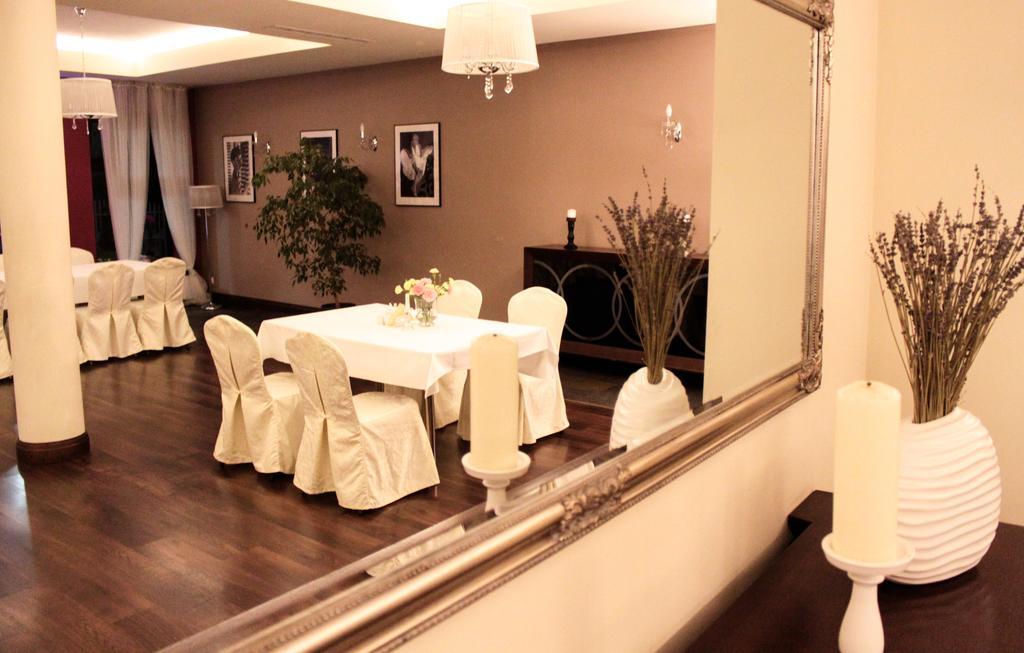 Hotel Wojto Zamość Eksteriør bilde