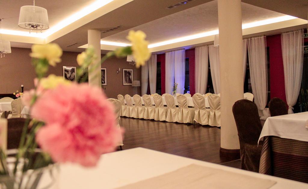 Hotel Wojto Zamość Eksteriør bilde