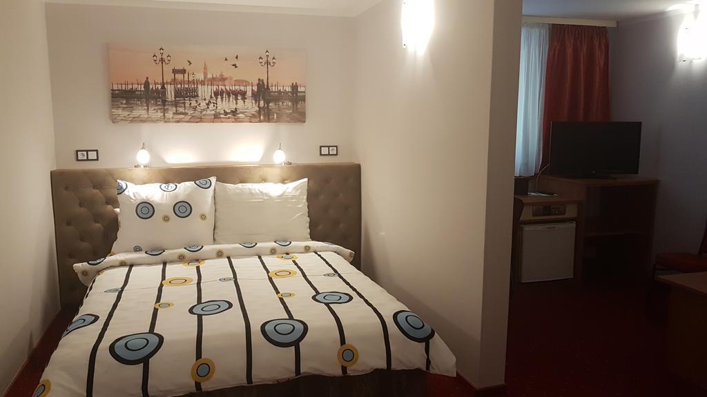 Hotel Wojto Zamość Eksteriør bilde